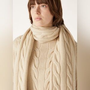 Cream Cable Knit Scarf